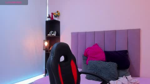 canndy_lover online show from June 2026 12:53:02 PM