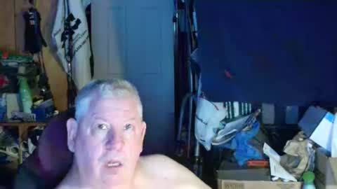 canoelicker69 online show from September 2025 10:39:02 AM