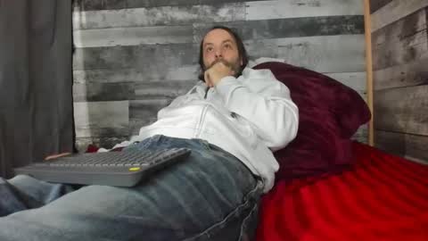 Snapshot of canuk1983 chatting on February 2025 09:29:02 PM canuk1983 online show from February 2025 09:29:02 PM