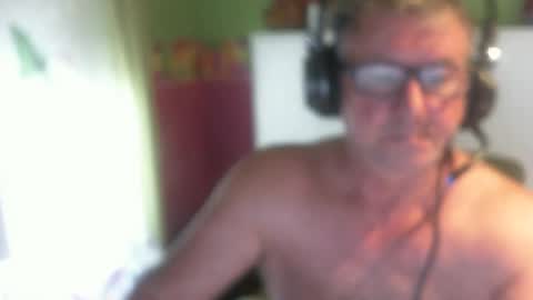 Snapshot of capitaine1959 chatting on July 2026 01:14:02 PM capitaine1959 online show from July 2026 01:14:02 PM