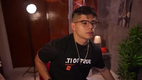 Snapshot of capizzi_ chatting on October 2025 04:27:01 AM David Capizzi online show from October 2025 04:27:01 AM