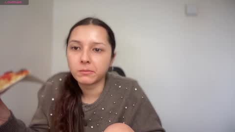 Snapshot of cappuccinokiss chatting on February 2025 11:21:02 AM Emma online show from February 2025 11:21:02 AM