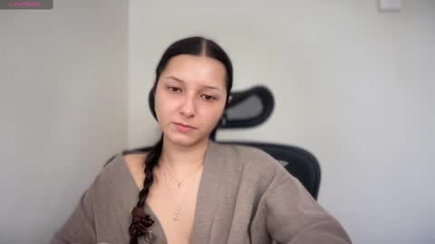 Snapshot of cappuccinokiss chatting on March 2025 02:34:01 PM Emma online show from March 2025 02:34:01 PM