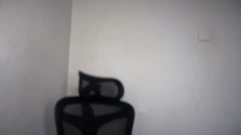 Emma online show from May 2026 03:22:01 AM
