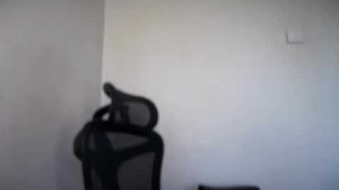 Emma online show from May 2026 07:05:01 AM