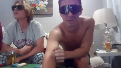 captain_chris8 online show from October 2025 12:52:02 AM