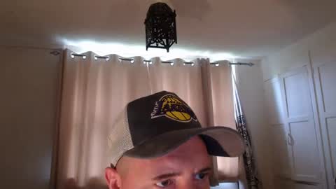 Snapshot of captainfari chatting on July 2026 02:07:02 PM captainfari online show from July 2026 02:07:02 PM