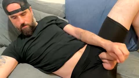 Snapshot of captnblackbeard chatting on February 2026 06:24:01 AM captnblackbeard online show from February 2026 06:24:01 AM