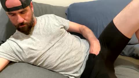 Snapshot of captnblackbeard chatting on March 2026 01:44:01 AM captnblackbeard online show from March 2026 01:44:01 AM