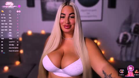 Snapshot of cara__harris chatting on December 2024 07:19:02 PM . . online show from December 2024 07:19:02 PM