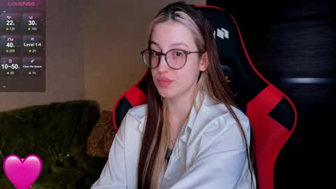 caramel_95 online show from March 2026 08:14:02 PM