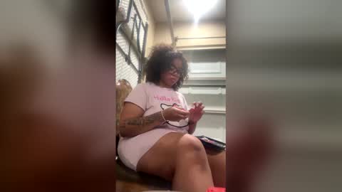 caramel_cremes15 online show from May 2026 03:47:02 AM