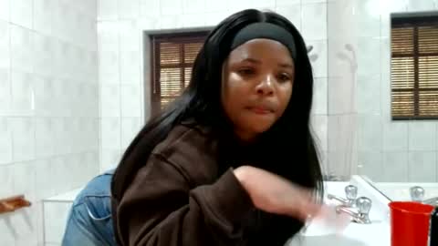 fifi online show from June 2026 02:44:02 PM