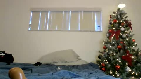 caramelmami26 online show from December 2024 09:28:02 PM