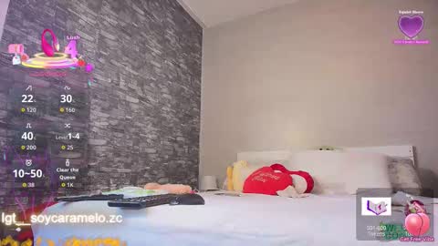 Snapshot of carameloo_06 chatting on December 2025 09:14:01 AM carolina online show from December 2025 09:14:01 AM