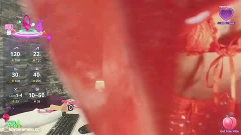 Snapshot of carameloo_06 chatting on January 2026 04:56:02 PM carolina online show from January 2026 04:56:02 PM