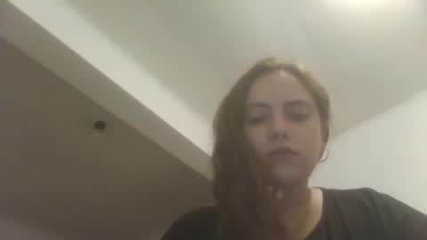 caravibugue online show from December 2024 02:01:02 AM