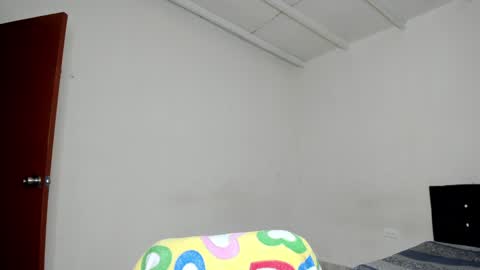 Carlos and Cristian  online show from January 2025 01:08:01 AM