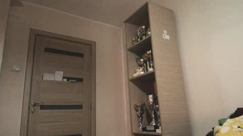 Snapshot of carin_the_body chatting on January 2025 11:06:01 PM Laz online show from January 2025 11:06:01 PM