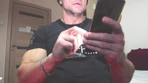 Snapshot of carin_the_body chatting on January 2025 05:41:01 PM Laz online show from January 2025 05:41:01 PM
