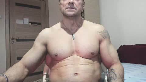 Snapshot of carin_the_body chatting on January 2025 03:44:02 AM Laz online show from January 2025 03:44:02 AM