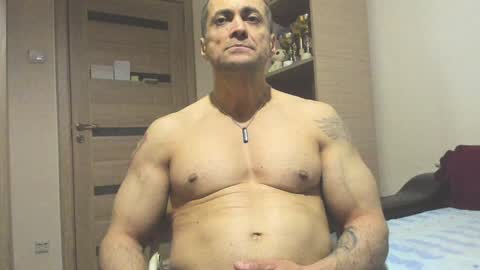 Snapshot of carin_the_body chatting on January 2025 04:25:01 AM Laz online show from January 2025 04:25:01 AM