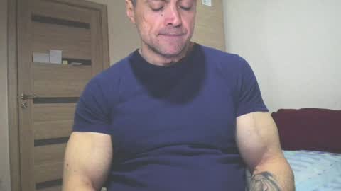 Snapshot of carin_the_body chatting on January 2025 08:54:02 AM Laz online show from January 2025 08:54:02 AM