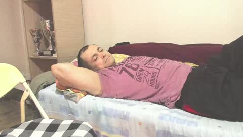 Snapshot of carin_the_body chatting on February 2025 11:48:01 PM Laz online show from February 2025 11:48:01 PM