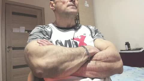 Snapshot of carin_the_body chatting on February 2025 11:43:02 PM Laz online show from February 2025 11:43:02 PM