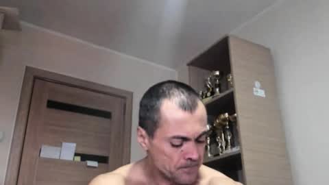 Laz online show from October 2025 02:46:01 PM