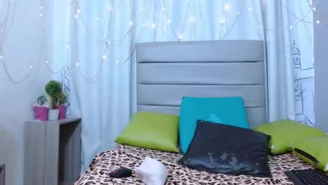 carina_lopez707 online show from February 2026 04:27:02 PM