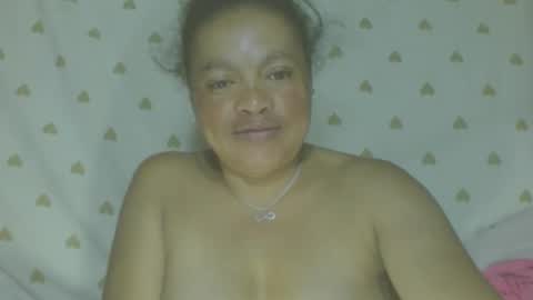 Snapshot of carinesexy69 chatting on June 2026 11:53:02 PM carinesexy69 online show from June 2026 11:53:02 PM