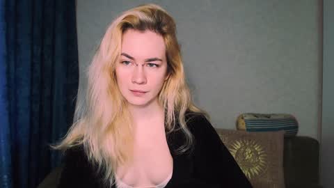 Snapshot of carinfox chatting on December 2024 06:31:02 AM Carin online show from December 2024 06:31:02 AM