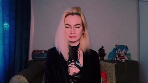 Snapshot of carinfox chatting on February 2025 06:59:02 AM Carin online show from February 2025 06:59:02 AM