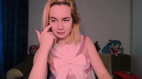 Snapshot of carinfox chatting on February 2025 05:23:01 AM Carin online show from February 2025 05:23:01 AM