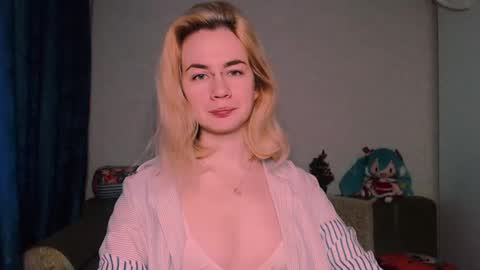 Snapshot of carinfox chatting on February 2025 05:52:01 AM Carin online show from February 2025 05:52:01 AM