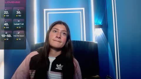 Snapshot of caritoluna_ chatting on November 2025 03:34:01 AM Carito online show from November 2025 03:34:01 AM