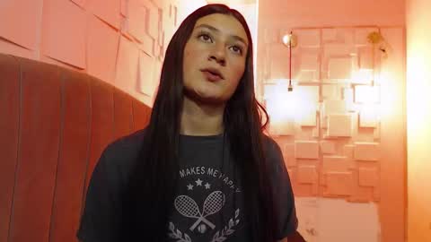 Snapshot of caritoluna_ chatting on December 2025 03:38:02 AM Carito online show from December 2025 03:38:02 AM