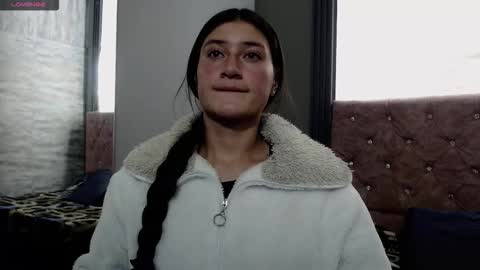 Snapshot of caritoluna_ chatting on December 2025 03:02:02 AM Carito online show from December 2025 03:02:02 AM