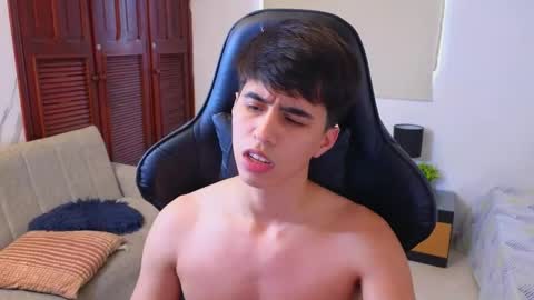 carl_dixon online show from May 2026 09:45:01 PM