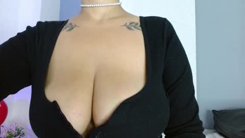 Carla online show from April 2026 11:24:01 AM