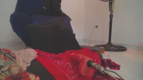 carla_prestige online show from December 2024 05:23:02 PM