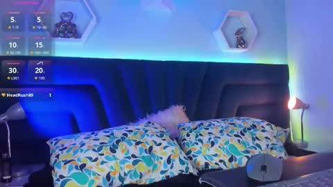 carla online show from October 2025 04:43:02 AM