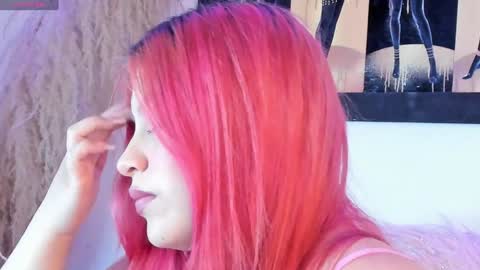 Snapshot of carla_wet18 chatting on February 2025 05:29:02 AM Carla Wet18 online show from February 2025 05:29:02 AM