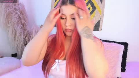 Snapshot of carla_wet18 chatting on February 2025 04:57:01 AM Carla Wet18 online show from February 2025 04:57:01 AM