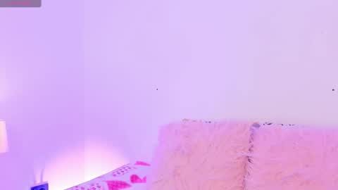 Snapshot of carla_wet18 chatting on September 2025 02:00:01 PM Carla Wet18 online show from September 2025 02:00:01 PM