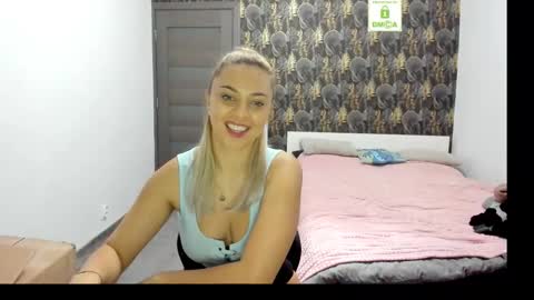 CarlaStaceFun online show from November 2025 04:13:02 AM