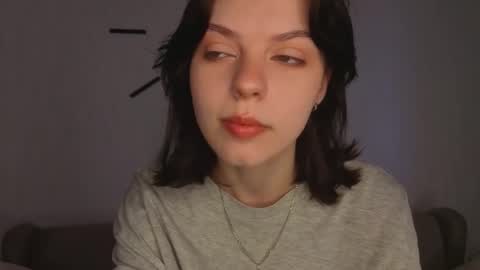 Snapshot of carleegoga chatting on September 2025 04:23:02 AM Emilia online show from September 2025 04:23:02 AM