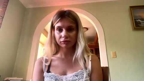 Sara online show from June 2026 03:47:02 PM