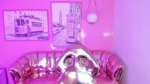 Snapshot of carlie_mayer chatting on February 2025 02:09:02 PM CARLYE online show from February 2025 02:09:02 PM